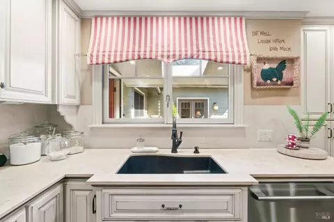 Kitchen - 103 Paseo Arboles, Fairfield, CA 94534 photo 4 of 4