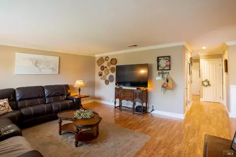 292 Begonia Blvd, Fairfield, CA 94533