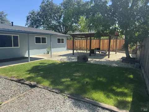 Exterior - 832 Murray Dr, Glen Ellen, CA 95442 photo 4 of 14