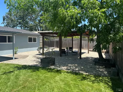 Exterior - 832 Murray Dr, Glen Ellen, CA 95442 photo 5 of 14