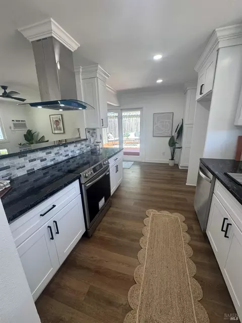 Kitchen - 832 Murray Dr, Glen Ellen, CA 95442 photo 6 of 8