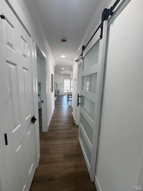Entry Way - 832 Murray Dr, Glen Ellen, CA 95442 photo 3 of 3