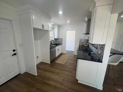 Kitchen - 832 Murray Dr, Glen Ellen, CA 95442 photo 8 of 8