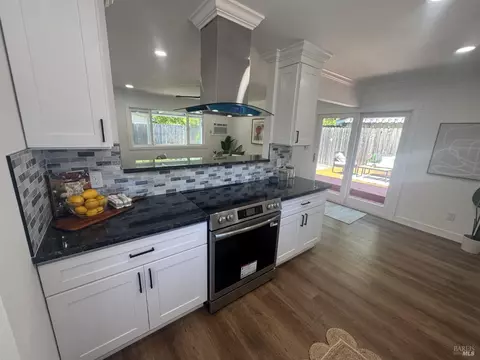 Kitchen - 832 Murray Dr, Glen Ellen, CA 95442 photo 7 of 8