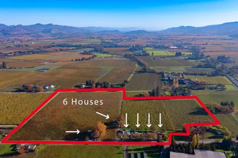 1135 Galleron Rd, Saint Helena, CA 94574