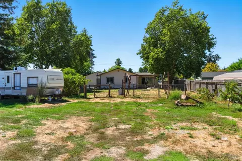 Exterior - 5816 Lowell Ct, Cotati, CA 94931 photo 12 of 17