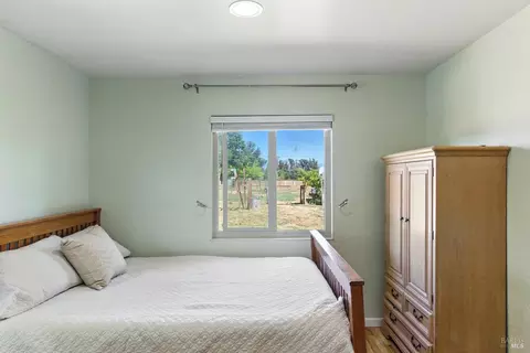 Bedroom - 5816 Lowell Ct, Cotati, CA 94931 photo 2 of 4
