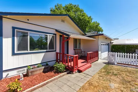 Exterior - 5816 Lowell Ct, Cotati, CA 94931 photo 3 of 17