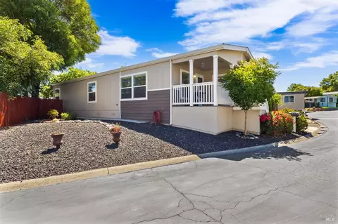 114 Goya Dr, Fairfield, CA 94534 photo 2