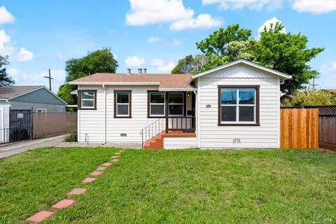 Exterior - 433 Glenn St, Vallejo, CA 94590 photo 1 of 10