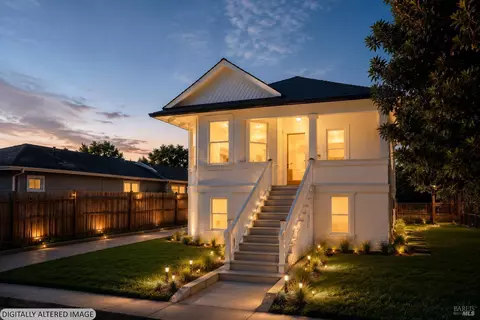 587 Seymour St, Napa, CA 94559