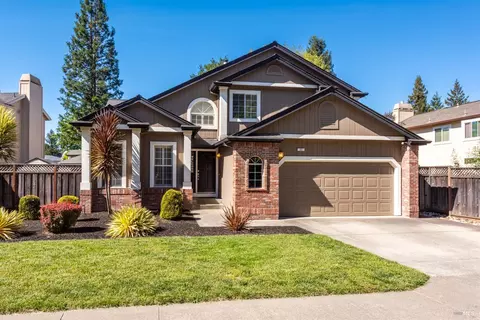 63 Hop Ranch Rd, Santa Rosa, CA 95403