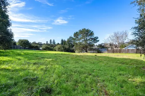 495 Cherry St, Petaluma, CA 94952 photo 5