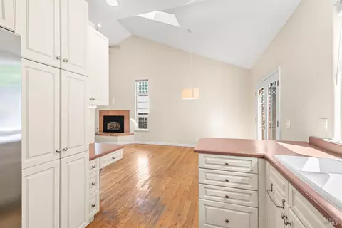 Kitchen - 961 Central Ave, Sonoma, CA 95476 photo 1 of 5