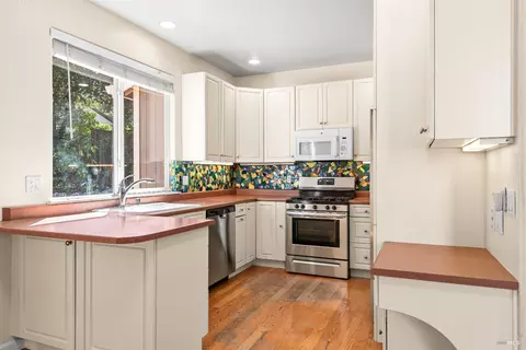 Kitchen - 961 Central Ave, Sonoma, CA 95476 photo 2 of 5