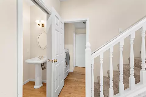 Entry Way - 961 Central Ave, Sonoma, CA 95476 photo 4 of 5