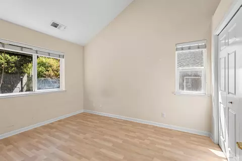 Bedroom - 961 Central Ave, Sonoma, CA 95476 photo 3 of 6