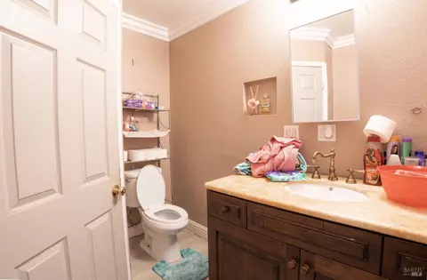 Bath - 100 Gleason Ave, Vallejo, CA 94590 photo 2 of 3