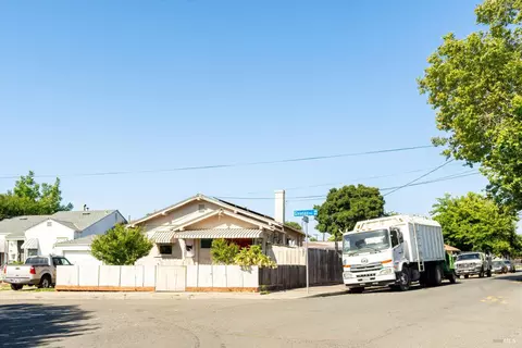 Exterior - 100 Gleason Ave, Vallejo, CA 94590 photo 3 of 8