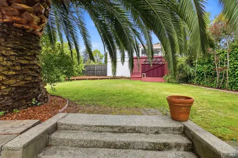 Exterior - 283 E Blithedale Ave, Mill Valley, CA 94941 photo 4 of 6