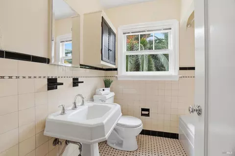 Bath - 283 E Blithedale Ave, Mill Valley, CA 94941 photo 1 of 3