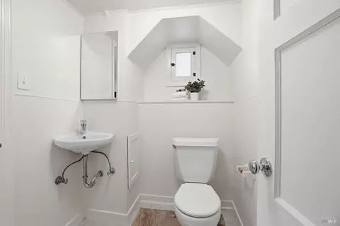 Bath - 283 E Blithedale Ave, Mill Valley, CA 94941 photo 3 of 3