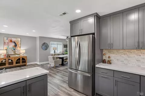 Kitchen - 220 Foster Ln, Dixon, CA 95620 photo 5 of 6