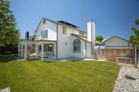 Exterior - 220 Foster Ln, Dixon, CA 95620 photo 11 of 13