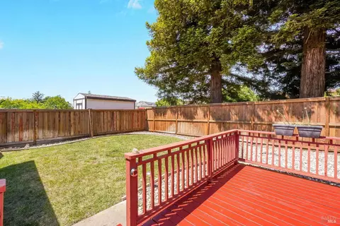 Exterior - 172 Pinto Dr, Vallejo, CA 94591 photo 11 of 20