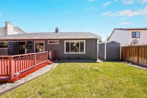 Exterior - 172 Pinto Dr, Vallejo, CA 94591 photo 15 of 20