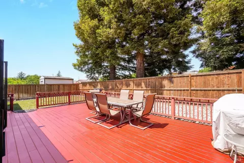 Exterior - 172 Pinto Dr, Vallejo, CA 94591 photo 10 of 20