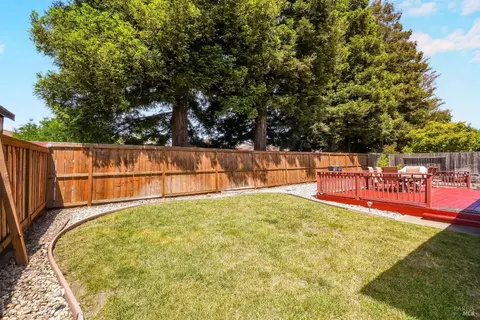 Exterior - 172 Pinto Dr, Vallejo, CA 94591 photo 13 of 20