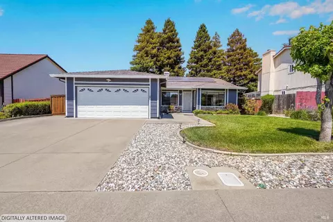 Exterior - 172 Pinto Dr, Vallejo, CA 94591 photo 4 of 20