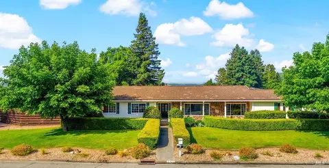 501 Walnut Dr, Fairfield, CA 94534