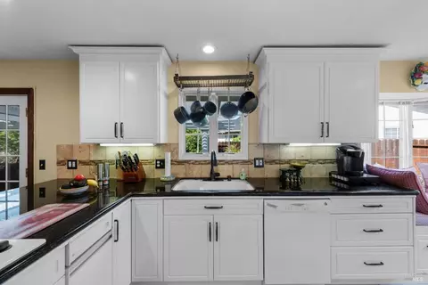 501 Walnut Dr, Fairfield, CA 94534 photo 18