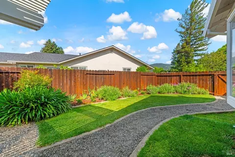 501 Walnut Dr, Fairfield, CA 94534 photo 47