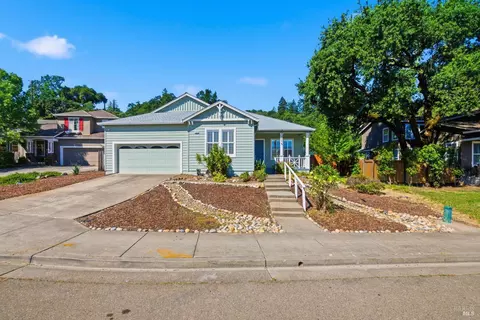 113 St Michael Ct, Cloverdale, CA 95425
