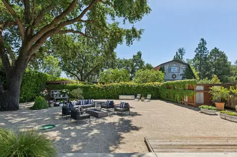 Exterior - 1067-1069 Darms Ln, Napa, CA 94558 photo 27 of 38