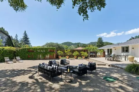 Exterior - 1067-1069 Darms Ln, Napa, CA 94558 photo 28 of 38