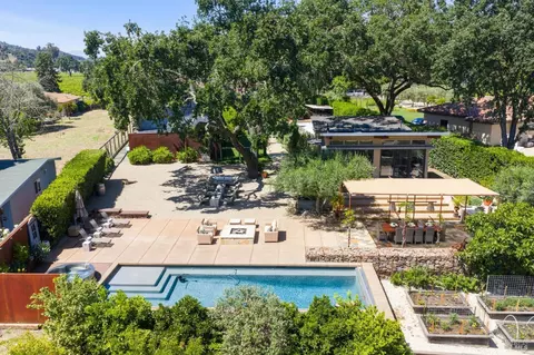 Exterior - 1067-1069 Darms Ln, Napa, CA 94558 photo 4 of 38