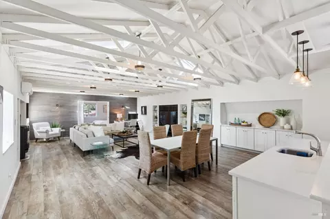 Dining - 1067-1069 Darms Ln, Napa, CA 94558 photo 6 of 8