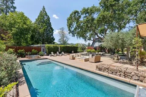 Exterior - 1067-1069 Darms Ln, Napa, CA 94558 photo 8 of 38