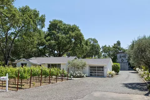 Exterior - 1067-1069 Darms Ln, Napa, CA 94558 photo 20 of 38