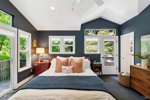 Bedroom - 12 Ridgeway Ln, Larkspur, CA 94939 photo 2 of 4