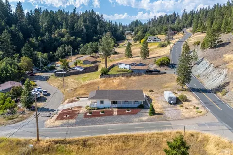 25815 Hawk Dr, Willits, CA 95490 photo 5