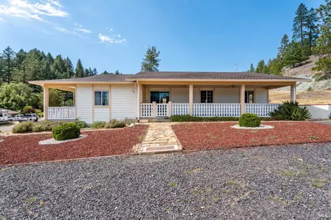 25815 Hawk Dr, Willits, CA 95490 photo 2