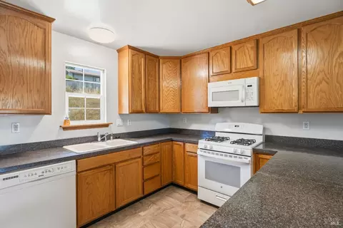 25815 Hawk Dr, Willits, CA 95490 photo 13