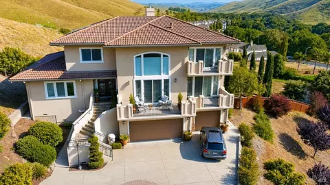 Exterior - 1740 Durrow Ct, Vallejo, CA 94591 photo 3 of 16