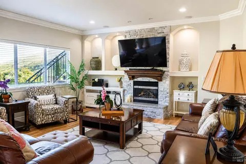 Living - 1740 Durrow Ct, Vallejo, CA 94591 photo 7 of 7