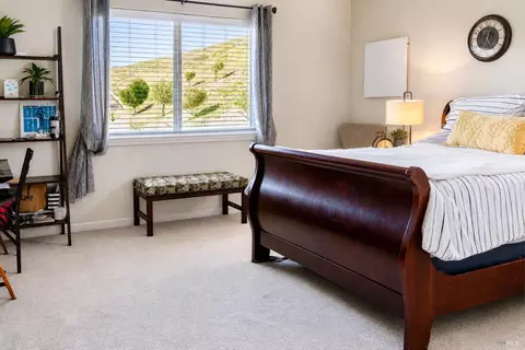 Bedroom - 1740 Durrow Ct, Vallejo, CA 94591 photo 4 of 5